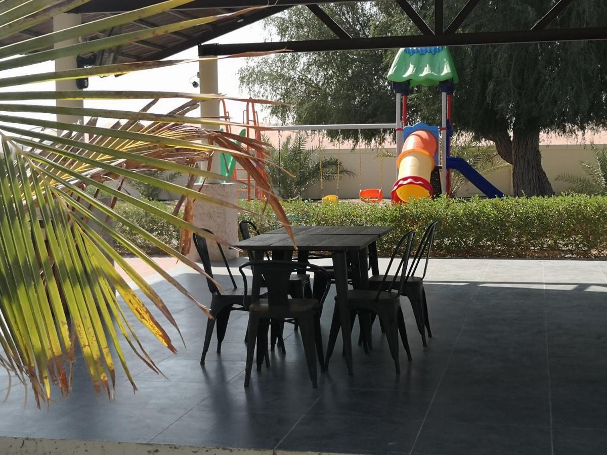 Almorouj Farm Inn - Badīyah Exteriör bild