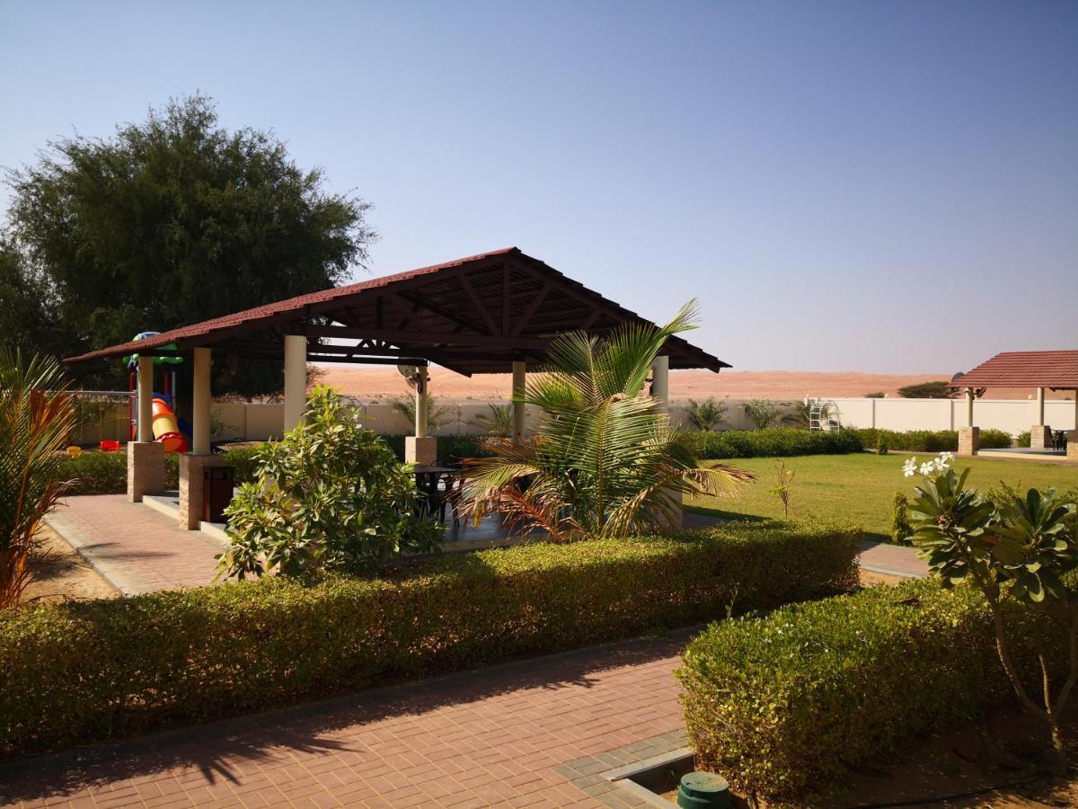 Almorouj Farm Inn - Badīyah Exteriör bild