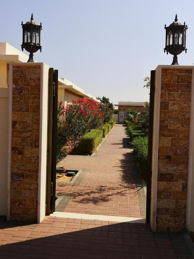 Almorouj Farm Inn - Badīyah Exteriör bild