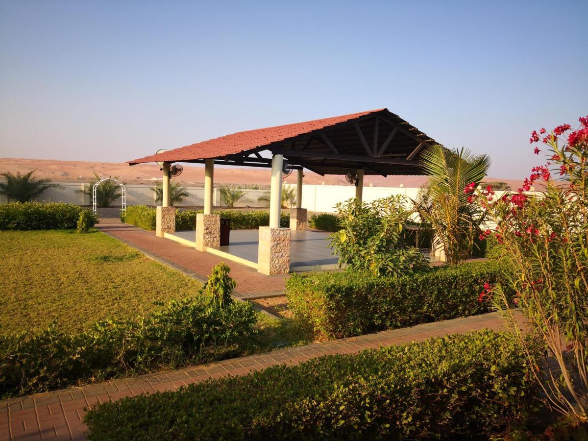 Almorouj Farm Inn - Badīyah Exteriör bild