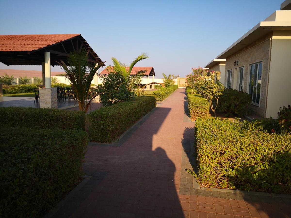 Almorouj Farm Inn - Badīyah Exteriör bild